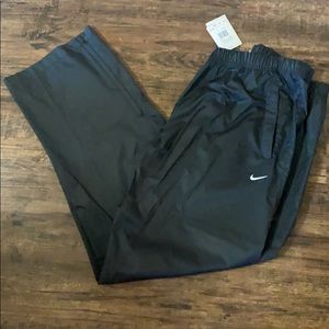 Women’s Nike  XXL wind pant